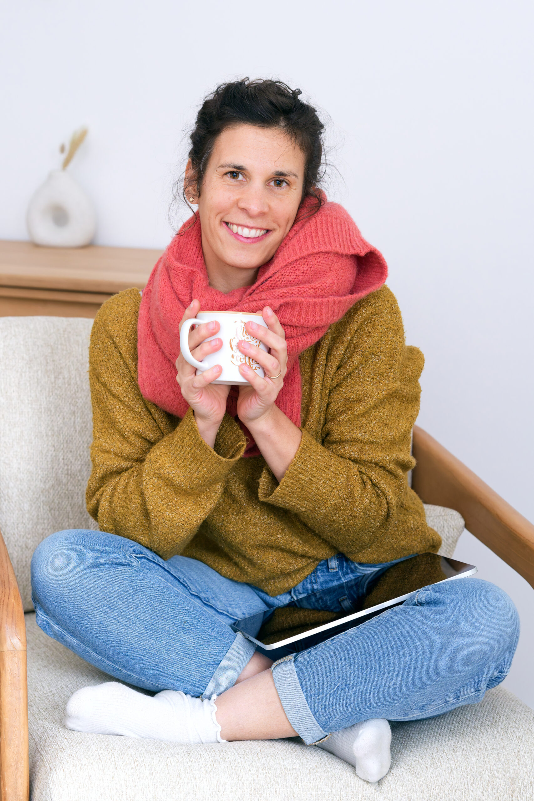 photographie heloise godde illustratrice lifestyle travel avec café